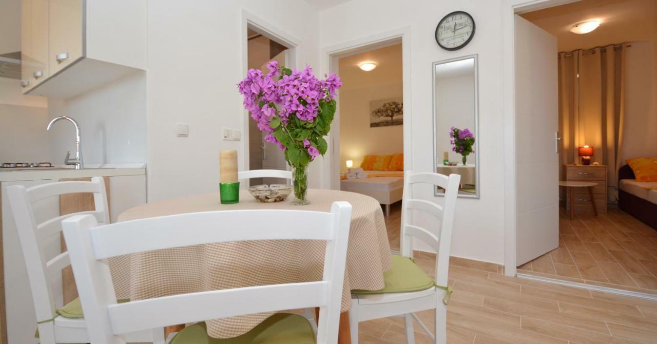 Apartmani Cesarec Basina Exterior photo
