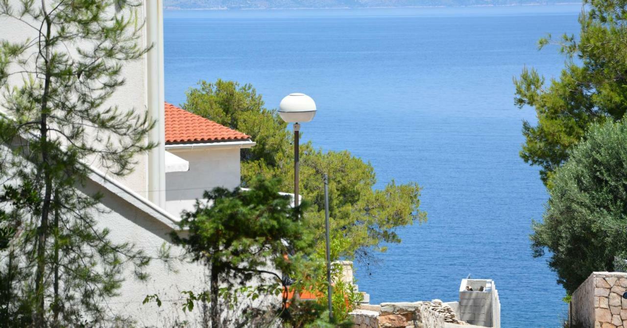 Apartmani Cesarec Basina Exterior photo